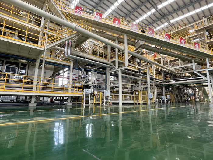 Multi Openings Particle Board Production Line Press Speed Of 1000-1800 mm/s Designed Capacity Of 300-1500 m3/d
